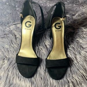 Guess Shantel strapped black heels size 8 1/2🌹🌹